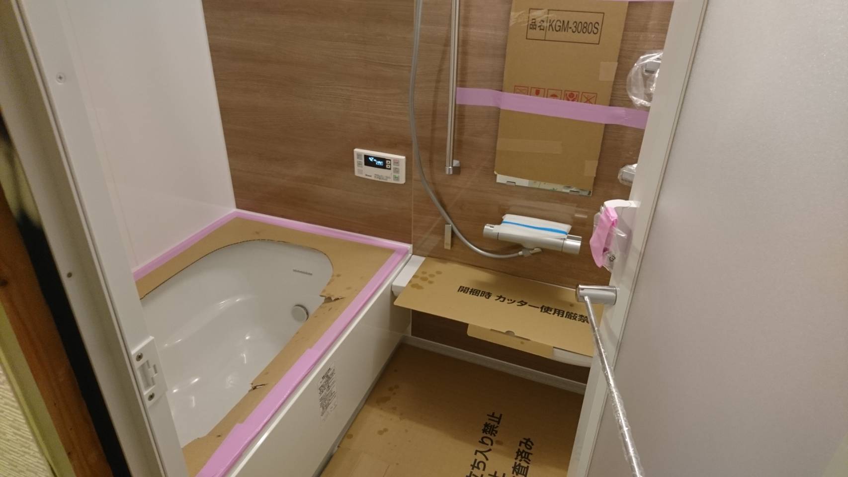 さいたま市岩槻区　風呂リフォーム　Ａ様邸　リクシル　リノビオＶ　マンション