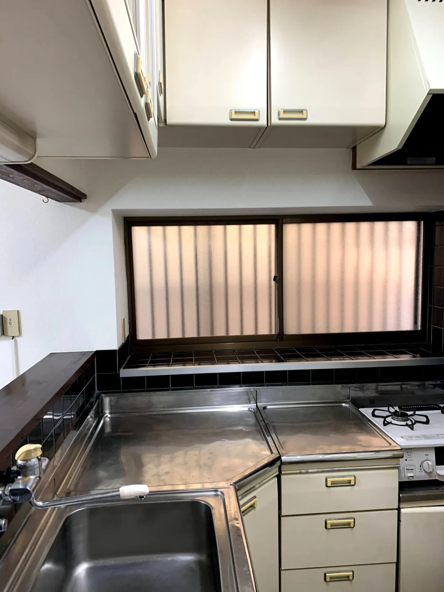 草加市 キッチンリフォーム　ブロックキッチンからシステムキッチンにリフォーム